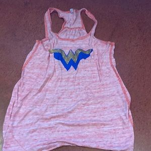 Heather pink wonder women tank top size small